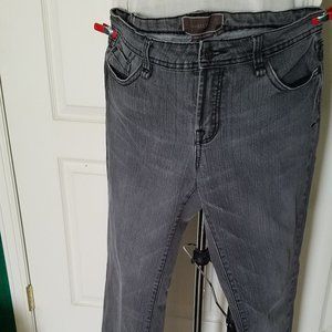 To the Max Ladies Grey Preowned Jeans Size 14
